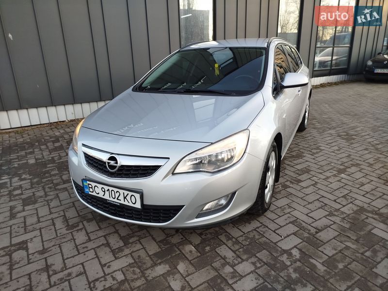 Opel Astra 2010