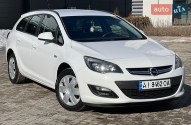 Универсал Opel Astra 2015 в Житомире
