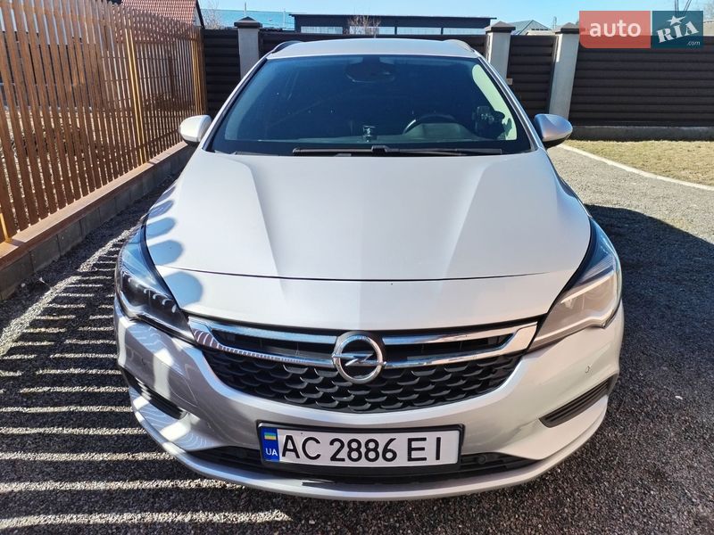 Универсал Opel Astra 2018 в Луцке