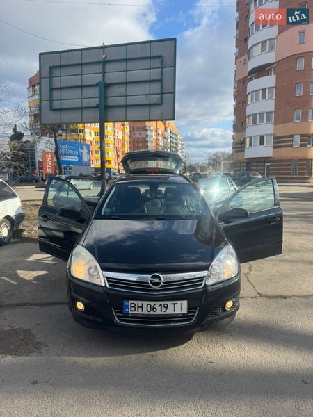 Универсал Opel Astra 2007 в Полтаве