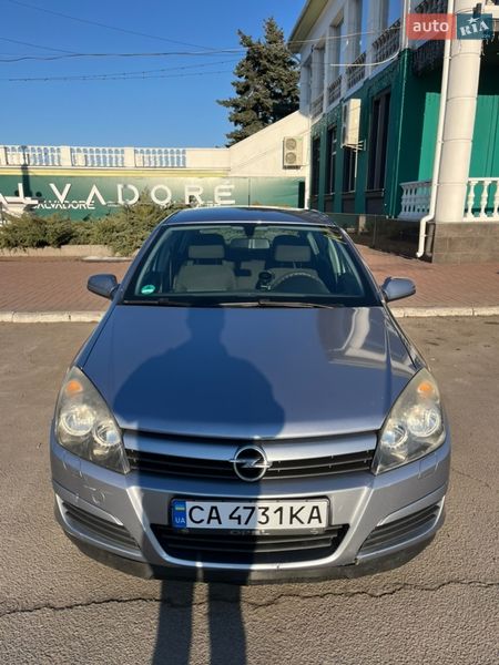 Хэтчбек Opel Astra 2005 в Черкассах