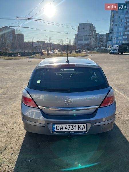 Хэтчбек Opel Astra 2005 в Черкассах