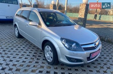 Универсал Opel Astra 2008 в Корсуне-Шевченковском