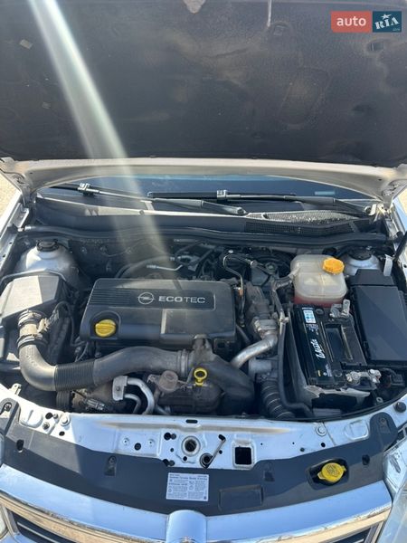 Універсал Opel Astra 2008 в Вінниці