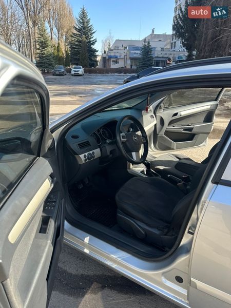 Універсал Opel Astra 2008 в Вінниці