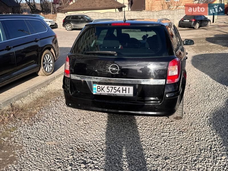 Універсал Opel Astra 2007 в Львові