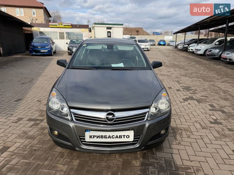 Хэтчбек Opel Astra 2009 в Кривом Роге