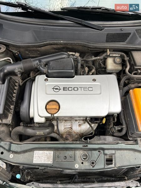 Хэтчбек Opel Astra 2004 в Кременчуге