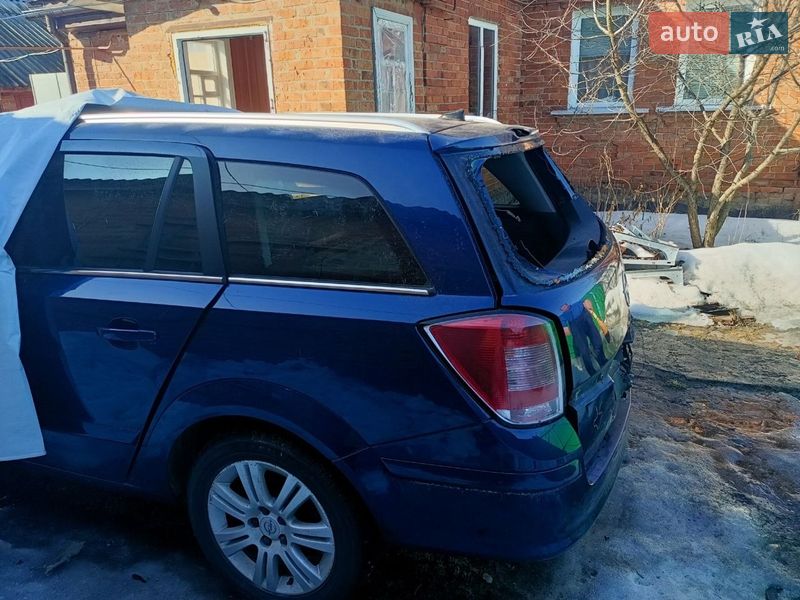 Универсал Opel Astra 2009 в Сумах