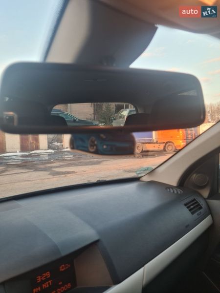 Универсал Opel Astra 2008 в Луцке