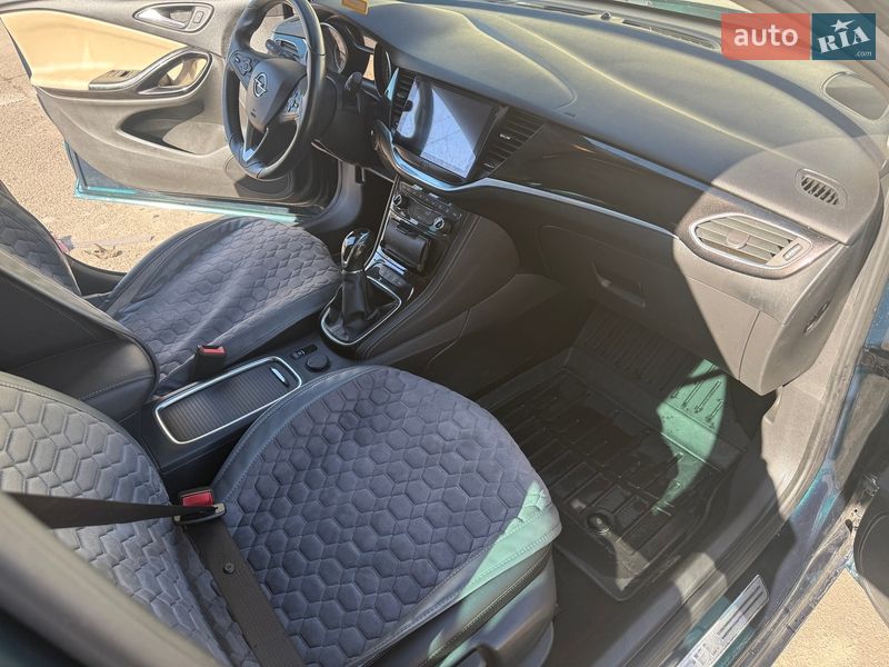 Универсал Opel Astra 2016 в Львове