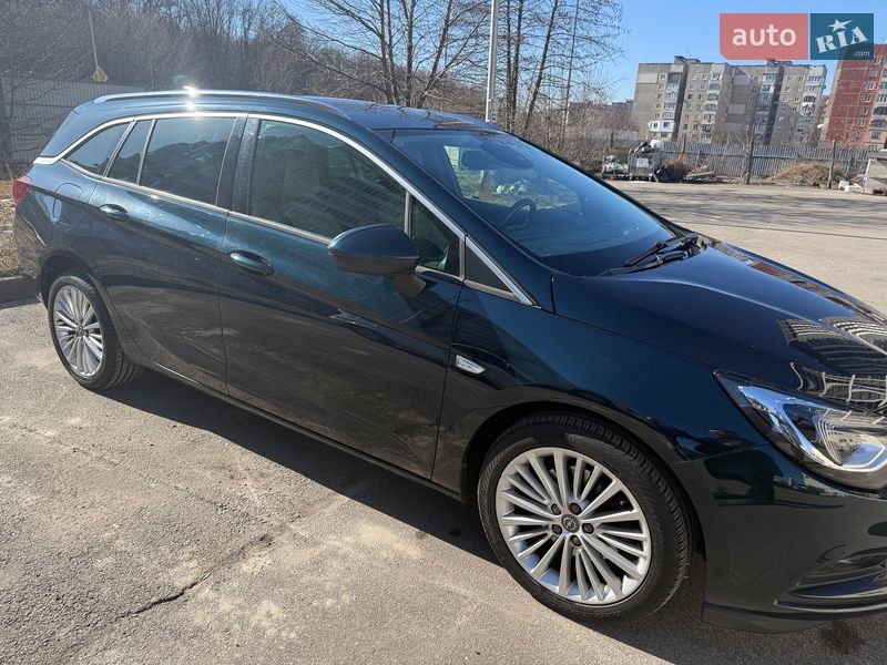 Универсал Opel Astra 2016 в Львове