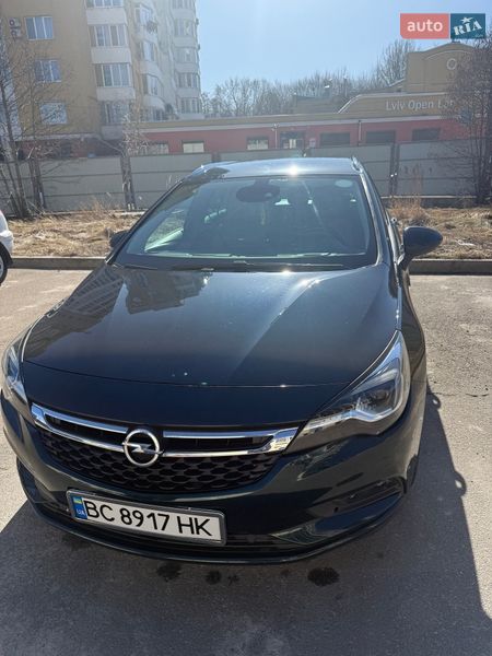 Универсал Opel Astra 2016 в Львове