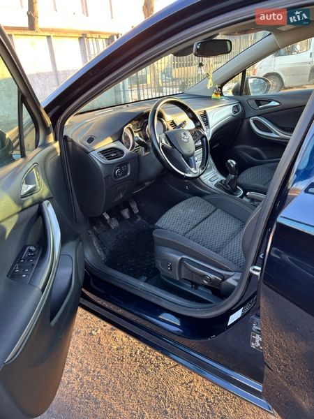 Универсал Opel Astra 2019 в Житомире