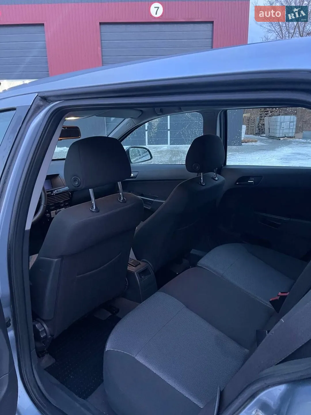 2010 Opel Astra - мініатюра 15