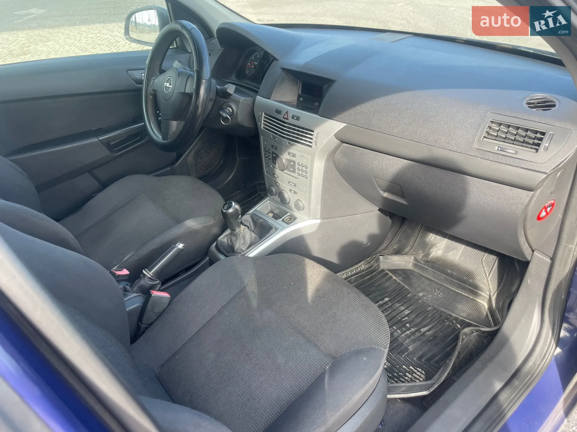 2010 Opel Astra - мініатюра 2