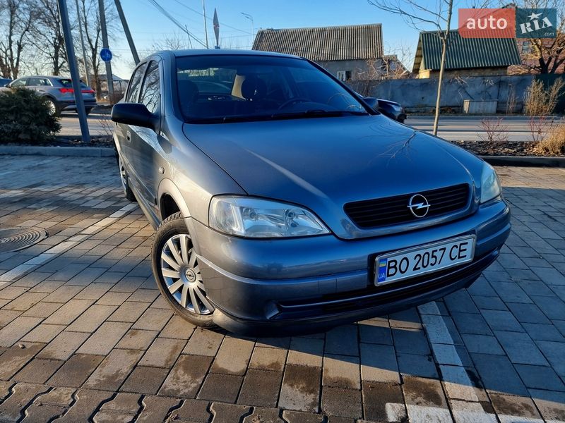 Седан Opel Astra 2008 в Виннице