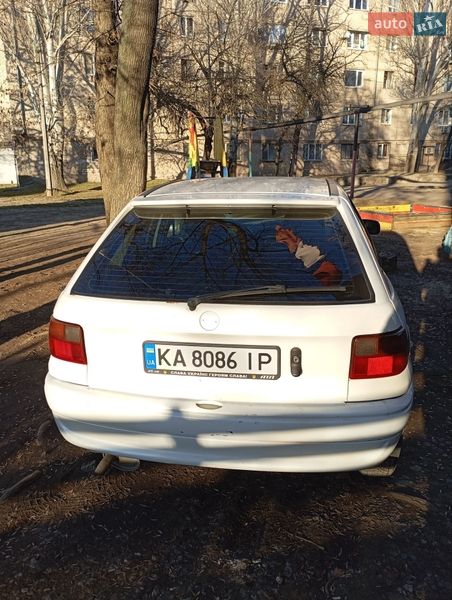 Хэтчбек Opel Astra 1995 в Николаеве