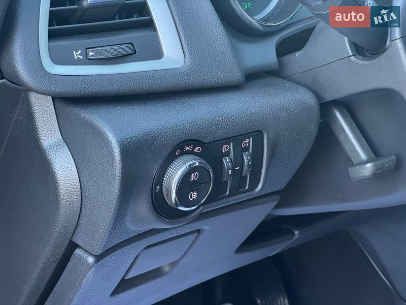 Хэтчбек Opel Astra 2011 в Стрые