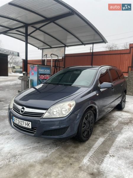 Универсал Opel Astra 2007 в Хотине