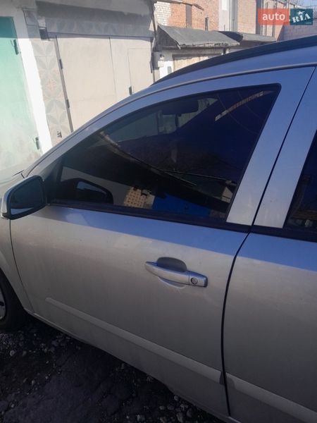 Универсал Opel Astra 2005 в Хмельницком
