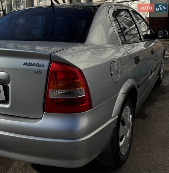 Седан Opel Astra 2002 в Белой Церкви