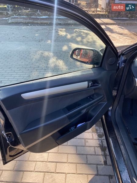 Универсал Opel Astra 2007 в Радивилове