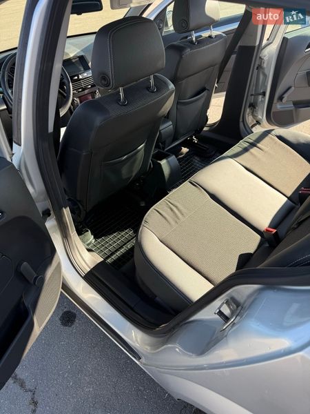 Хэтчбек Opel Astra 2009 в Переяславе