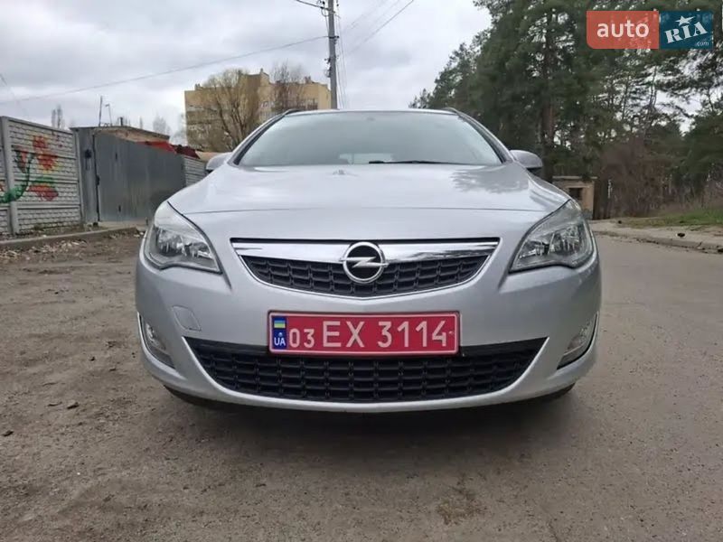 Універсал Opel Astra 2011 в Києві фото 3 Універсал Opel Astra 2011 в Києві