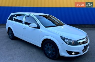 Универсал Opel Astra 2011 в Тульчине
