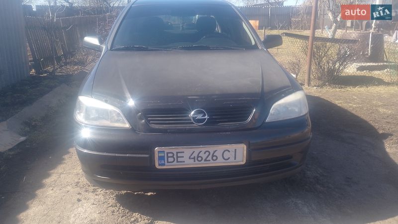 Седан Opel Astra 2008 в Казанке