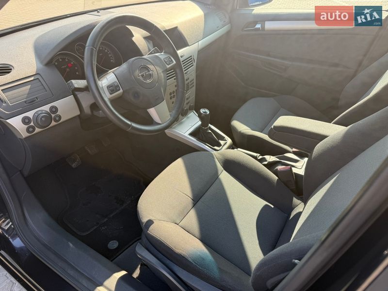 Универсал Opel Astra 2007 в Ровно фото 23 Универсал Opel Astra 2007 в Ровно
