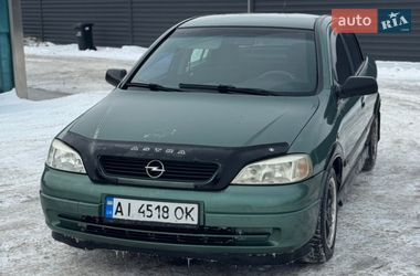 Седан Opel Astra 2006 в Вишневому