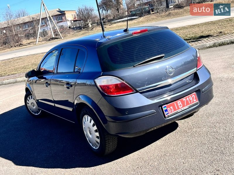Хэтчбек Opel Astra 2007 в Белой Церкви