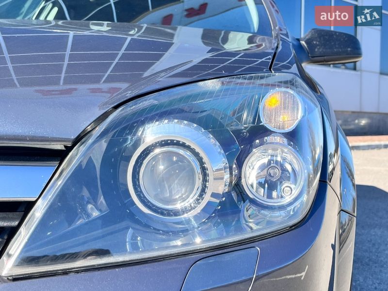 Хэтчбек Opel Astra 2007 в Белой Церкви