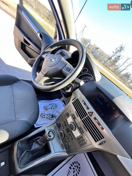 Хэтчбек Opel Astra 2007 в Белой Церкви