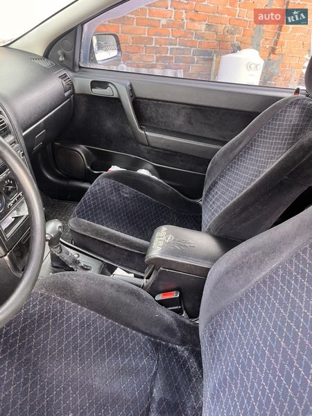 Купе Opel Astra 2000 в Борисполе