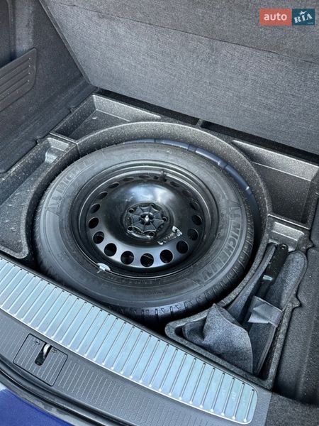 Универсал Opel Astra 2011 в Ровно