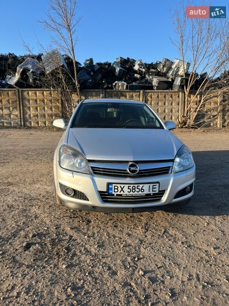 Хэтчбек Opel Astra 2009 в Хмельницком