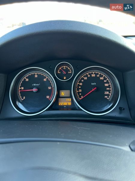 Хэтчбек Opel Astra 2009 в Хмельницком