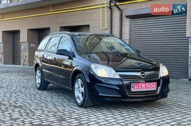Универсал Opel Astra 2008 в Надворной