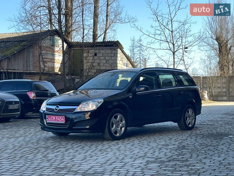 Универсал Opel Astra 2008 в Надворной