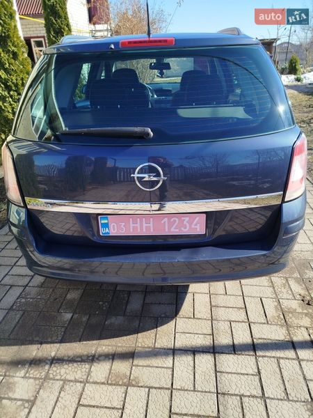 Универсал Opel Astra 2009 в Чернобае