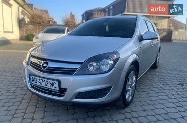 Универсал Opel Astra 2010 в Тульчине