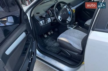 Универсал Opel Astra 2004 в Львове