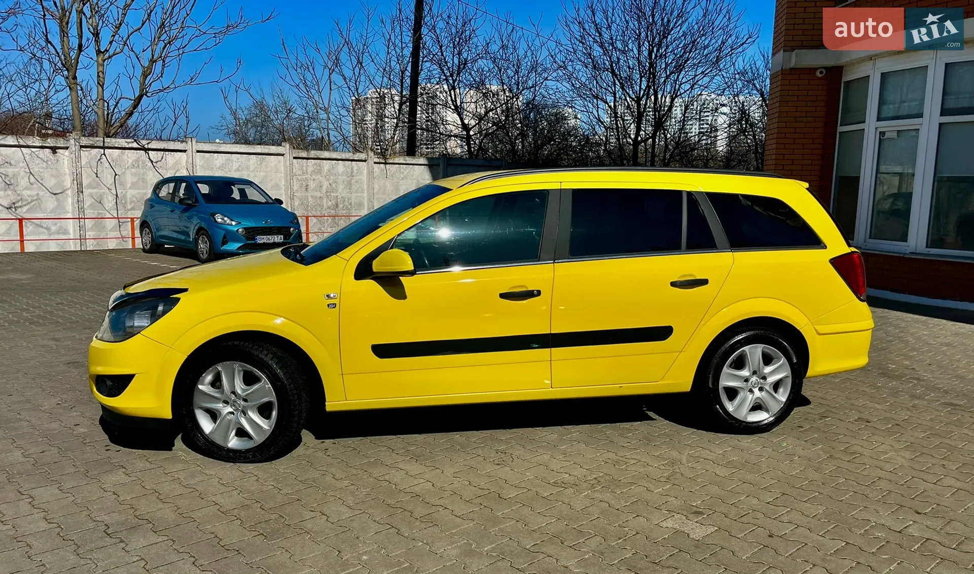 2010 Opel Astra - мініатюра 2