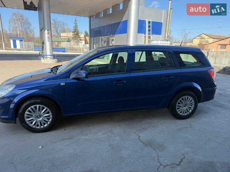 Універсал Opel Astra 2007 в Лубнах