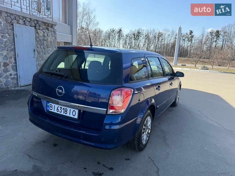 Універсал Opel Astra 2007 в Лубнах