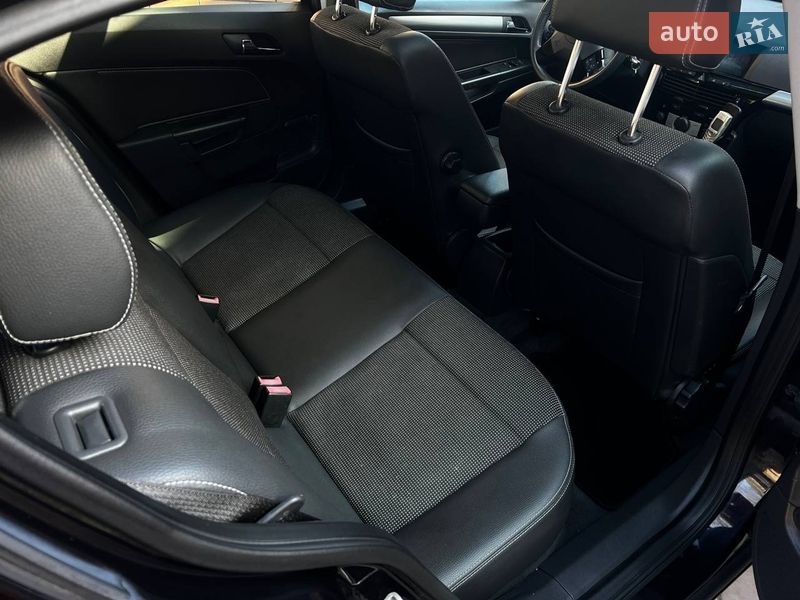 Хэтчбек Opel Astra 2008 в Луцке