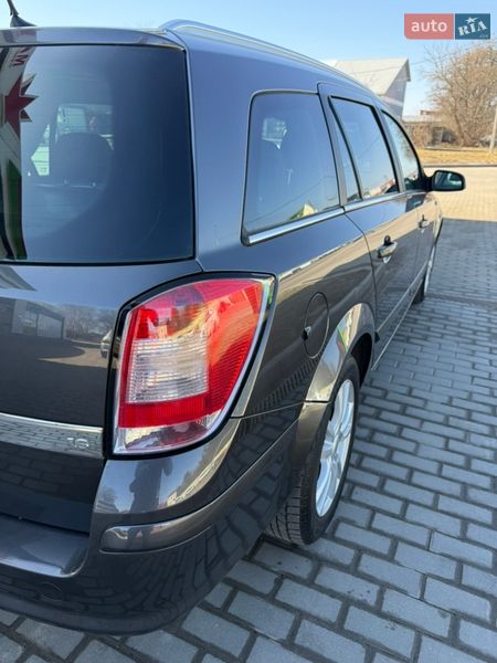 Універсал Opel Astra 2009 в Білій Церкві